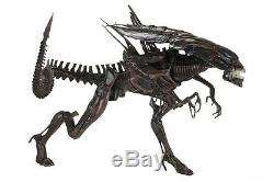 Aliens Ultra Deluxe Boxed Action Figure Resurrection Queen NECA