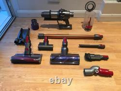 Dyson V10 Absolute Brand NEW Main brush head. Good battery