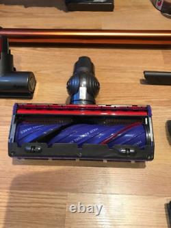 Dyson V10 Absolute Brand NEW Main brush head. Good battery