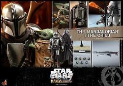 Hot Toys 1/6 scale Mandalorian and The Child Collectible Set Figure TMS014