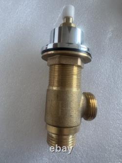 Mixer Tap Modern Bathroom Taps Shower Head Brass Finished With Chrome Brand New
