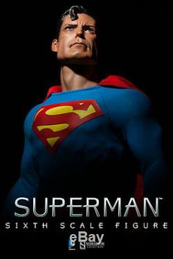 Sideshow Superman DC Comic Version Mos Action Figure 1/6 Scale 12 In New