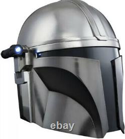 Star Wars The Mandalorian Helmet Premium Electronic Black Series In Hand