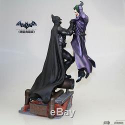 Warner Bros Batman Arkham Origins Statue VS Joker Collectors Edition DC Comic